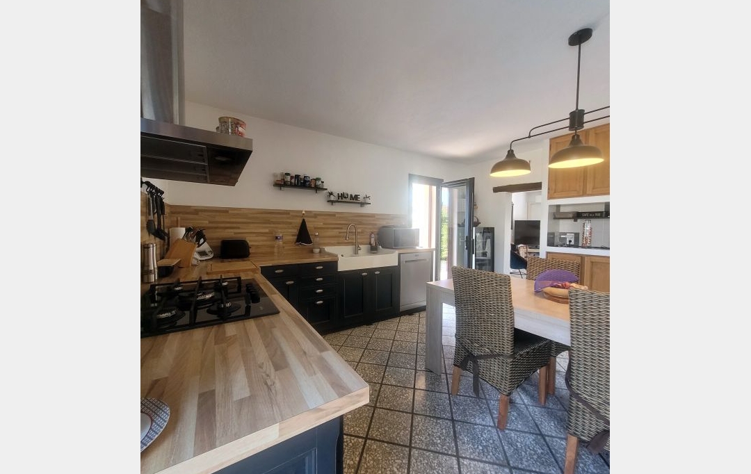 Annonces ARGELES : Maison / Villa | MONTESQUIEU-DES-ALBERES (66740) | 121 m2 | 370 000 &euro; 