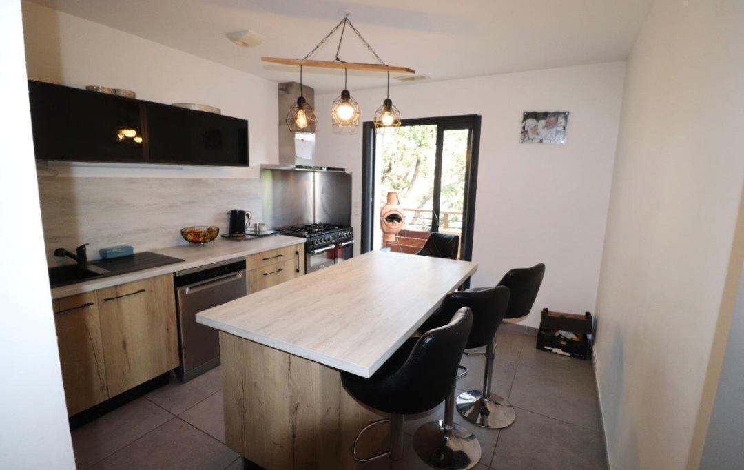 Annonces ARGELES : Maison / Villa | BANYULS-DELS-ASPRES (66300) | 143 m2 | 249 000 &euro; 